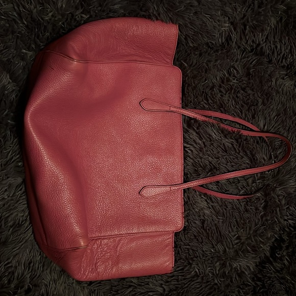 GUCCI TOTE - Picture 2 of 8